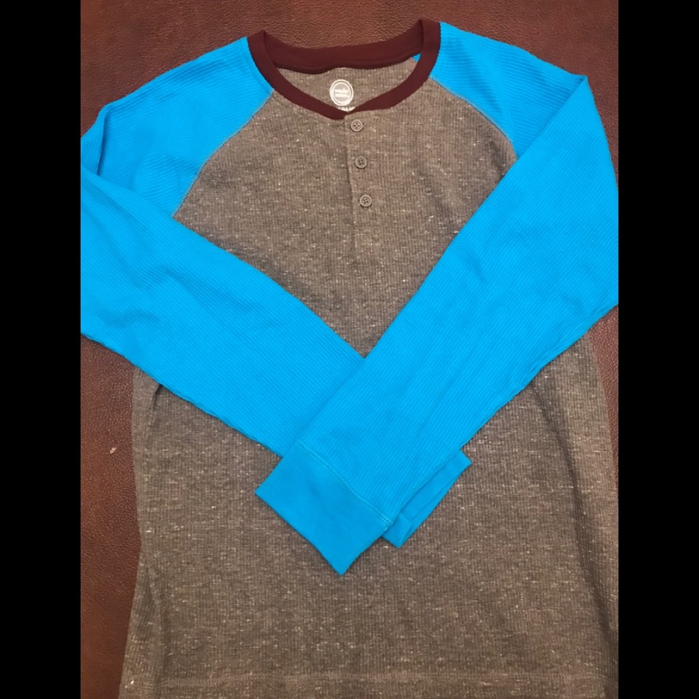 Boys long sleeve shirt. Wonder Nation 14/16
